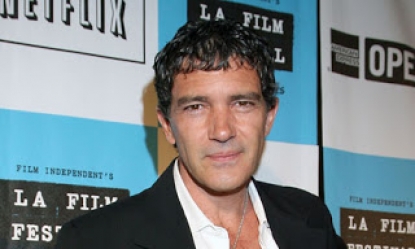 Antonio Banderas interpreta 33 dias